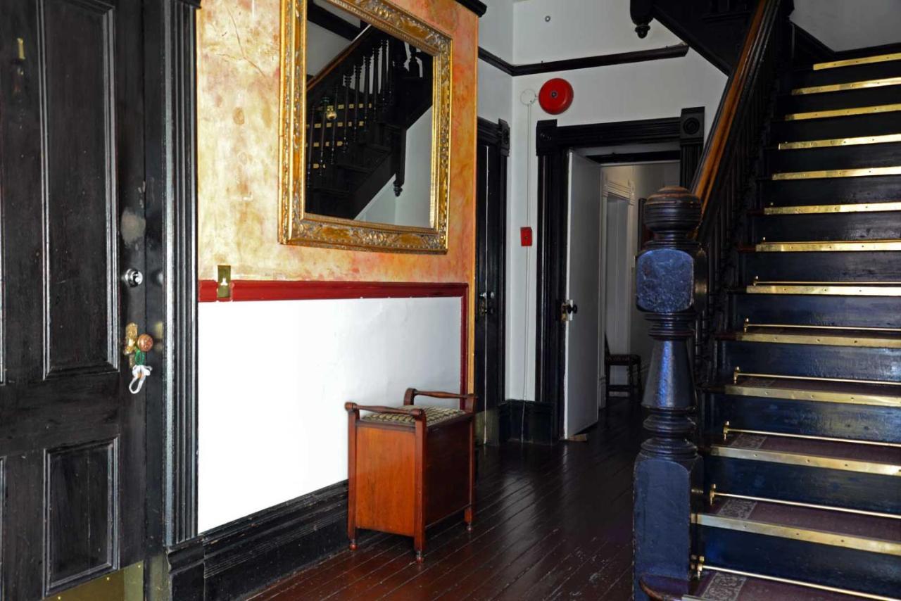 Vancouver Hideaway Guesthouse 외부 사진